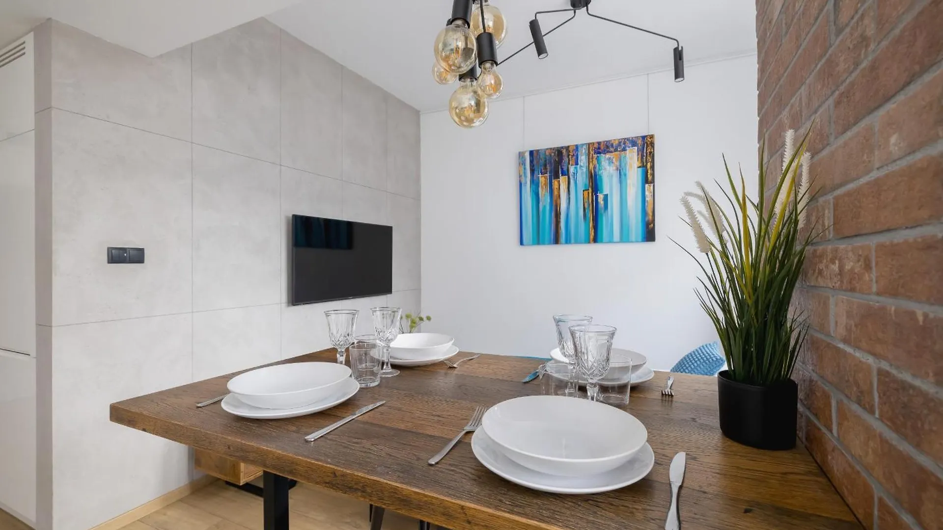Turquoise Studio With Balcony & Air Conditioning Krakow By Noclegi Renters 0*,