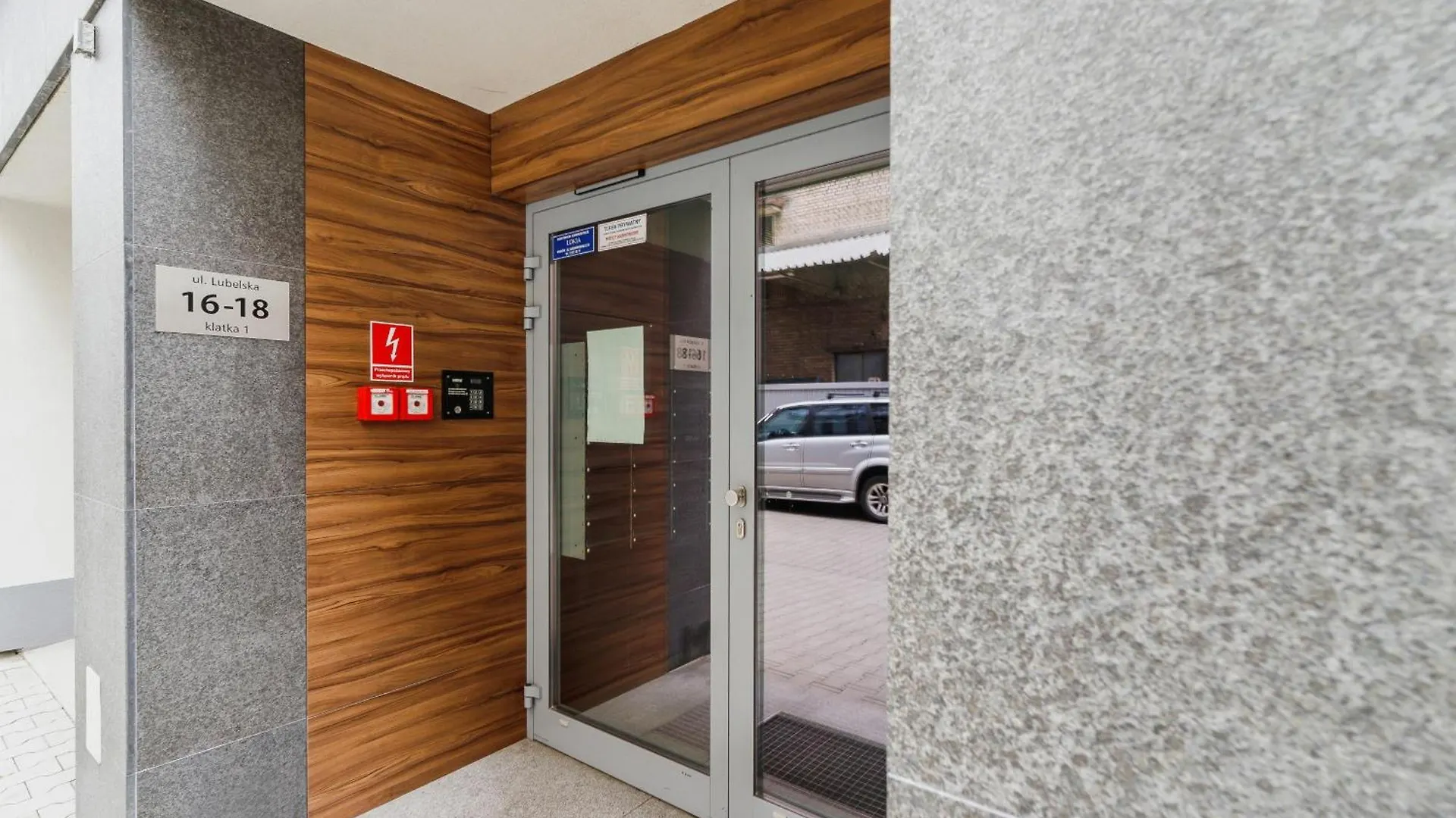 Apartment Turquoise Studio With Balcony & Air Conditioning Krakow By Noclegi Renters